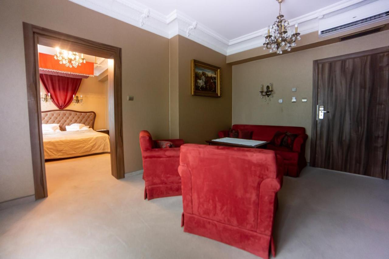 Zamek Dubiecko Hotel Ngoại thất bức ảnh